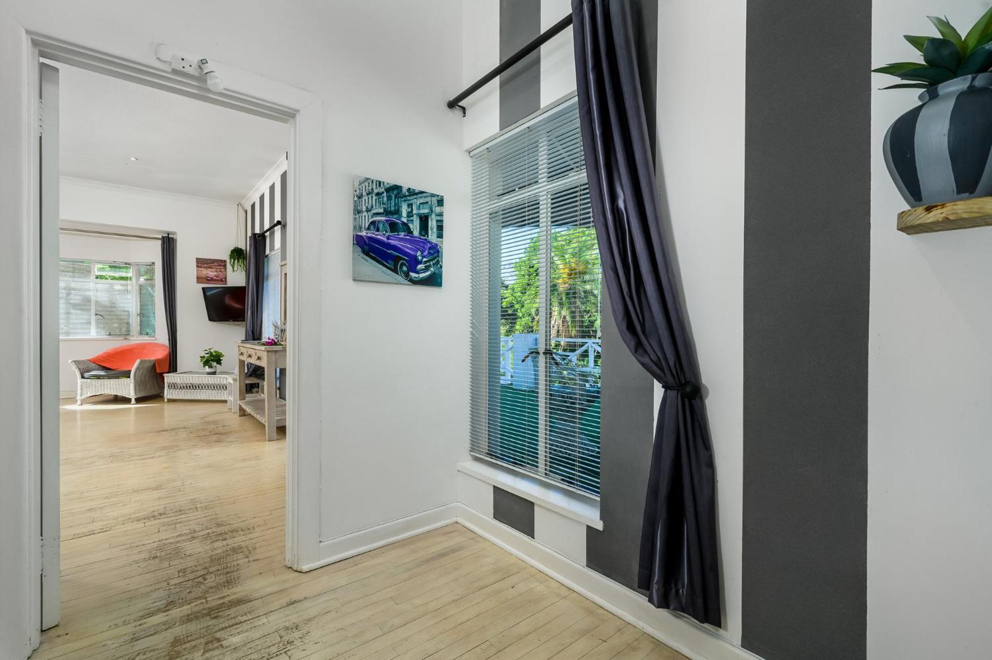 302 On Old Sea View Road Chelsea Apartment Port Elizabeth Bagian luar foto